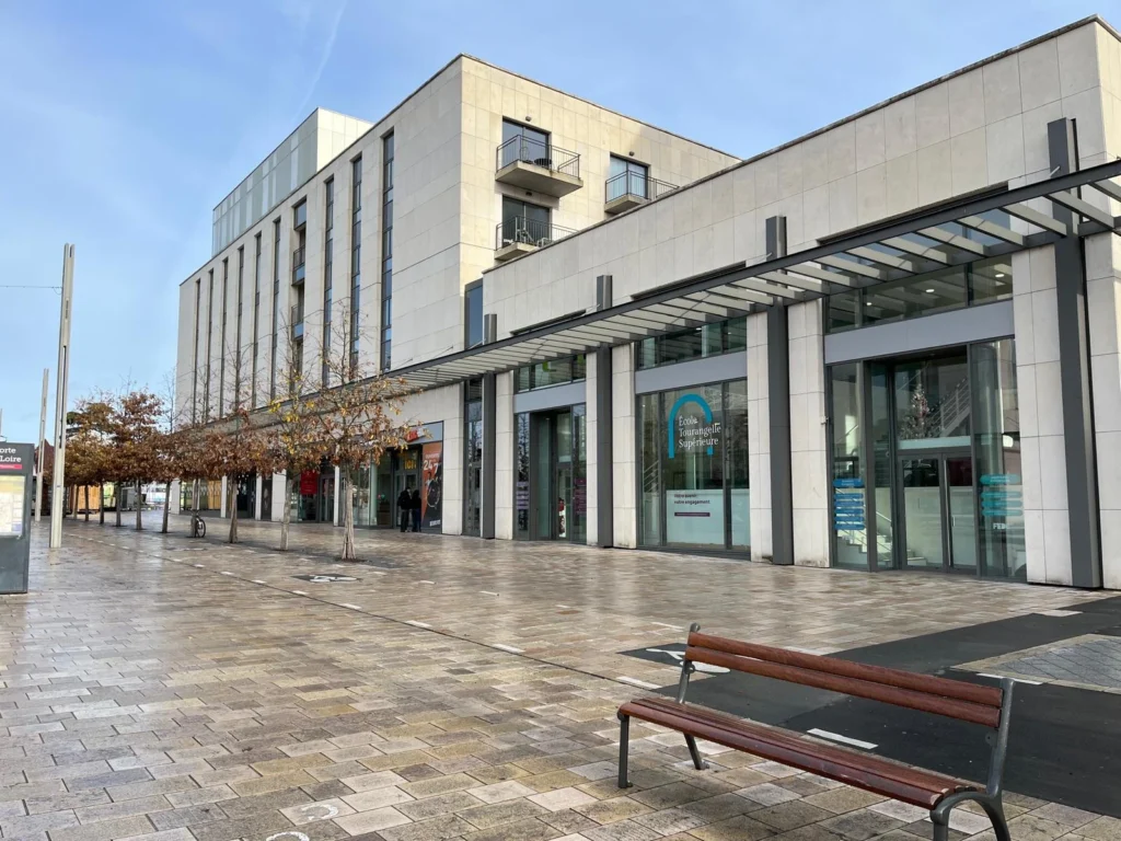 Instituto École Tourangelle Supérieure